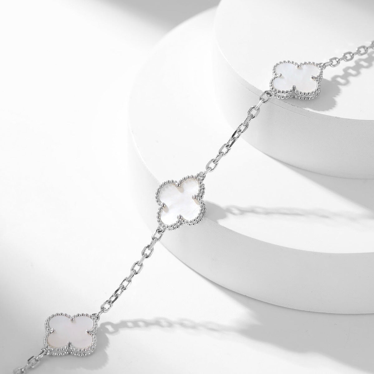 [sparkle Jewelry ]CLOVER 10 MOTIFS WHITE MOTHER OF PEARL NECKLACE