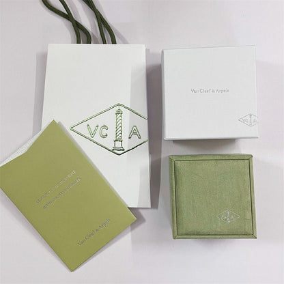 [sparkle Jewelry ]VA CLOVER BRACELET NECKLACE RING BOX GIFT BAG