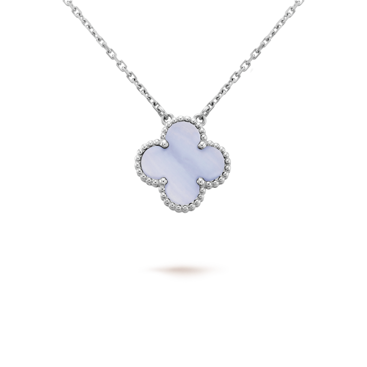 [sparkle Jewelry ]CLOVER 15MM BLUE CHALCEDONY NECKLACE SILVER