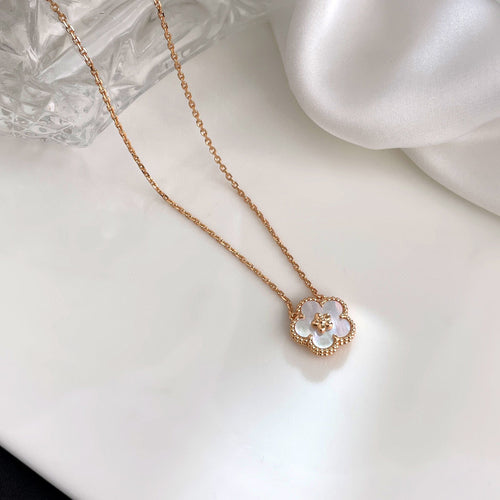 [sparkle Jewelry ]LUCKY  WHITE MOP  PLUM BLOSSOM NECKLACE