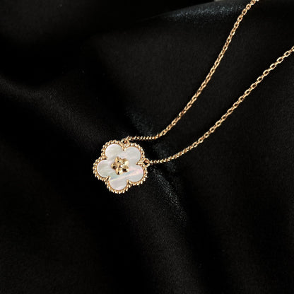 [sparkle Jewelry ]LUCKY  WHITE MOP  PLUM BLOSSOM NECKLACE
