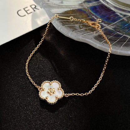 [sparkle Jewelry ]LUCKY WHITE MOP PLUM BLOSSOM  BRACELET
