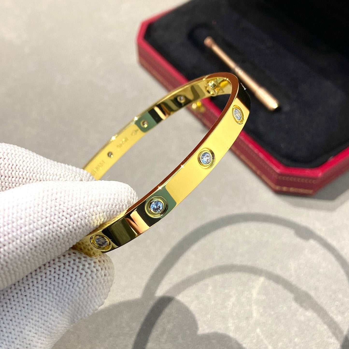 [Sparkle]KLASSISCHER 6.1MM LOVE ARMREIF - 10-DIAMANTEN
