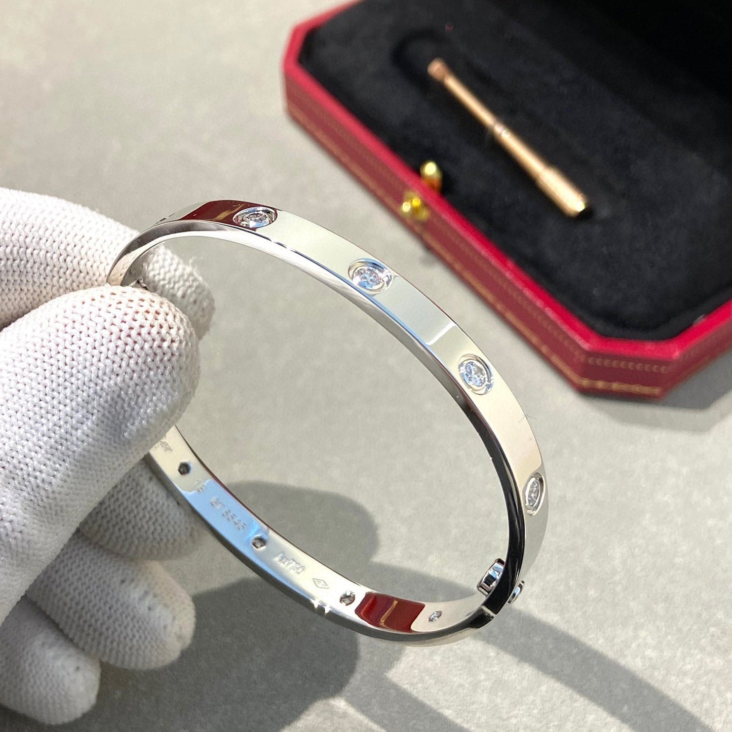 [Sparkle]KLASSISCHER 6.1MM LOVE ARMREIF - 10-DIAMANTEN