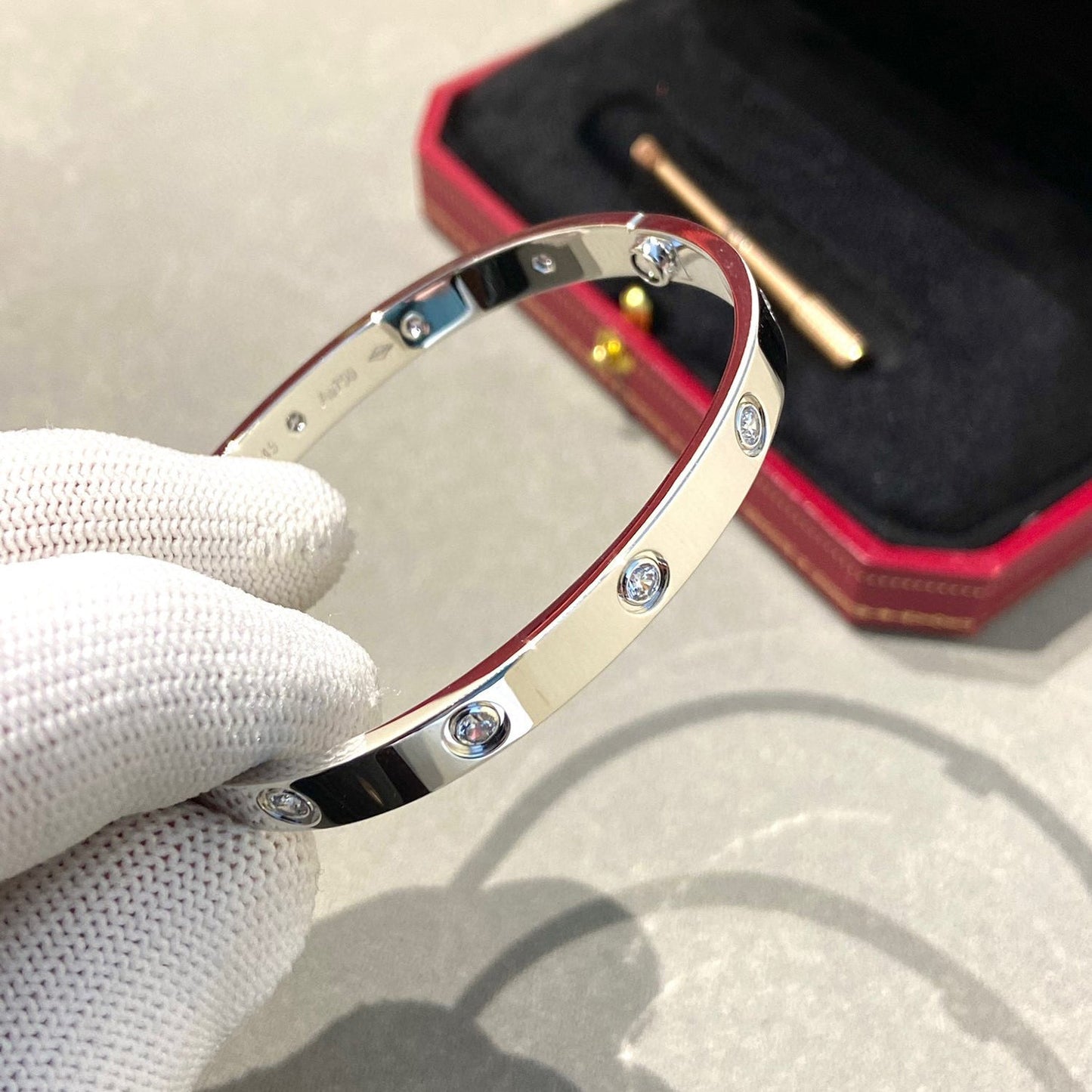 [Sparkle]KLASSISCHER 6.1MM LOVE ARMREIF - 10-DIAMANTEN