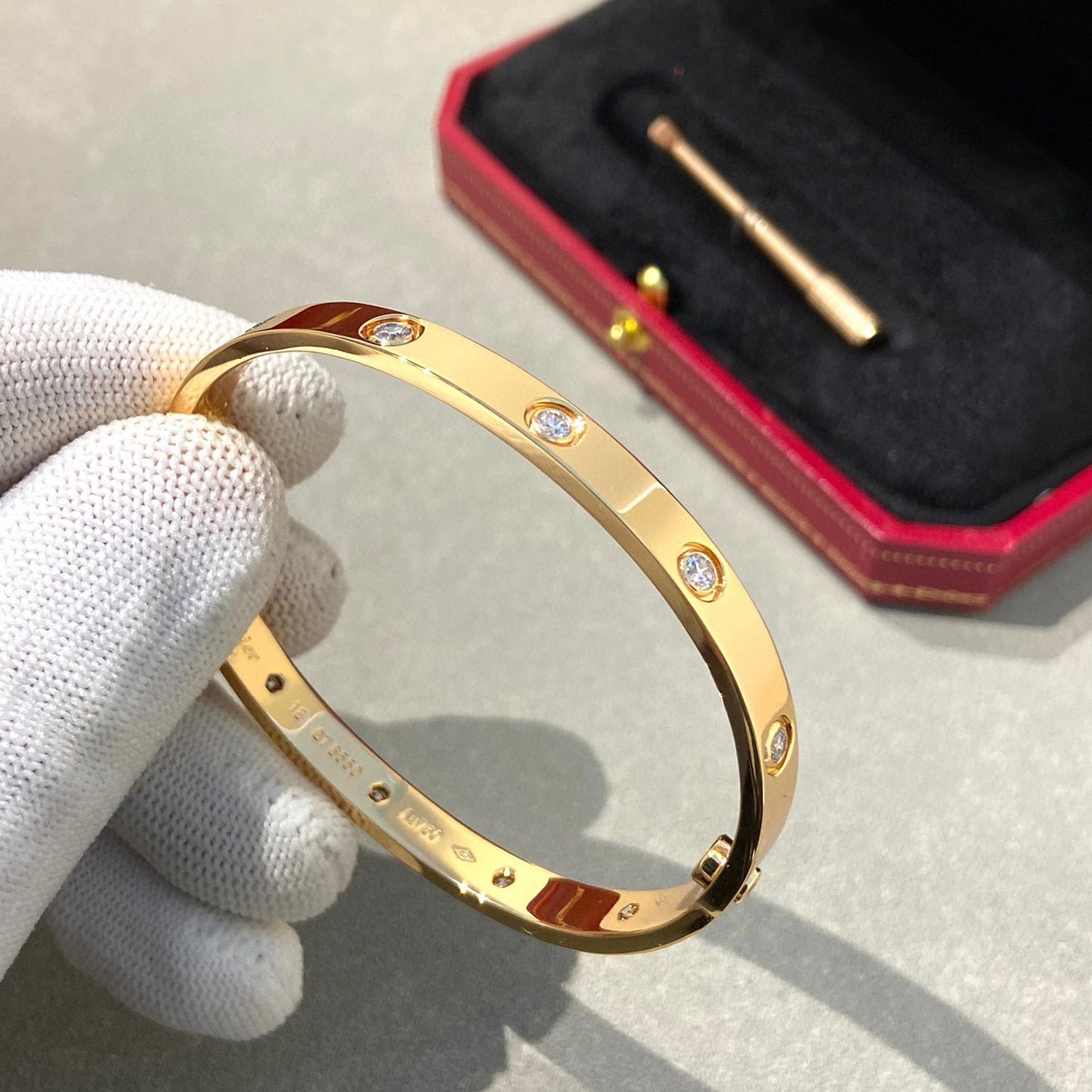 [Sparkle]KLASSISCHER 6.1MM LOVE ARMREIF - 10-DIAMANTEN