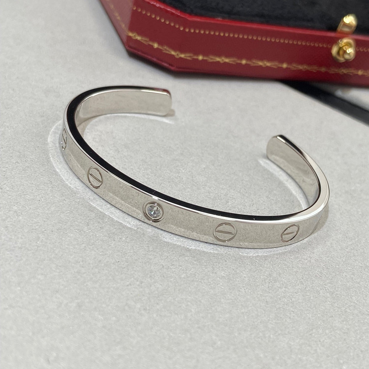 [sparkle Jewelery]LOVE BRACELET 6.1MM 1 DIAMOND OPEN CUFF