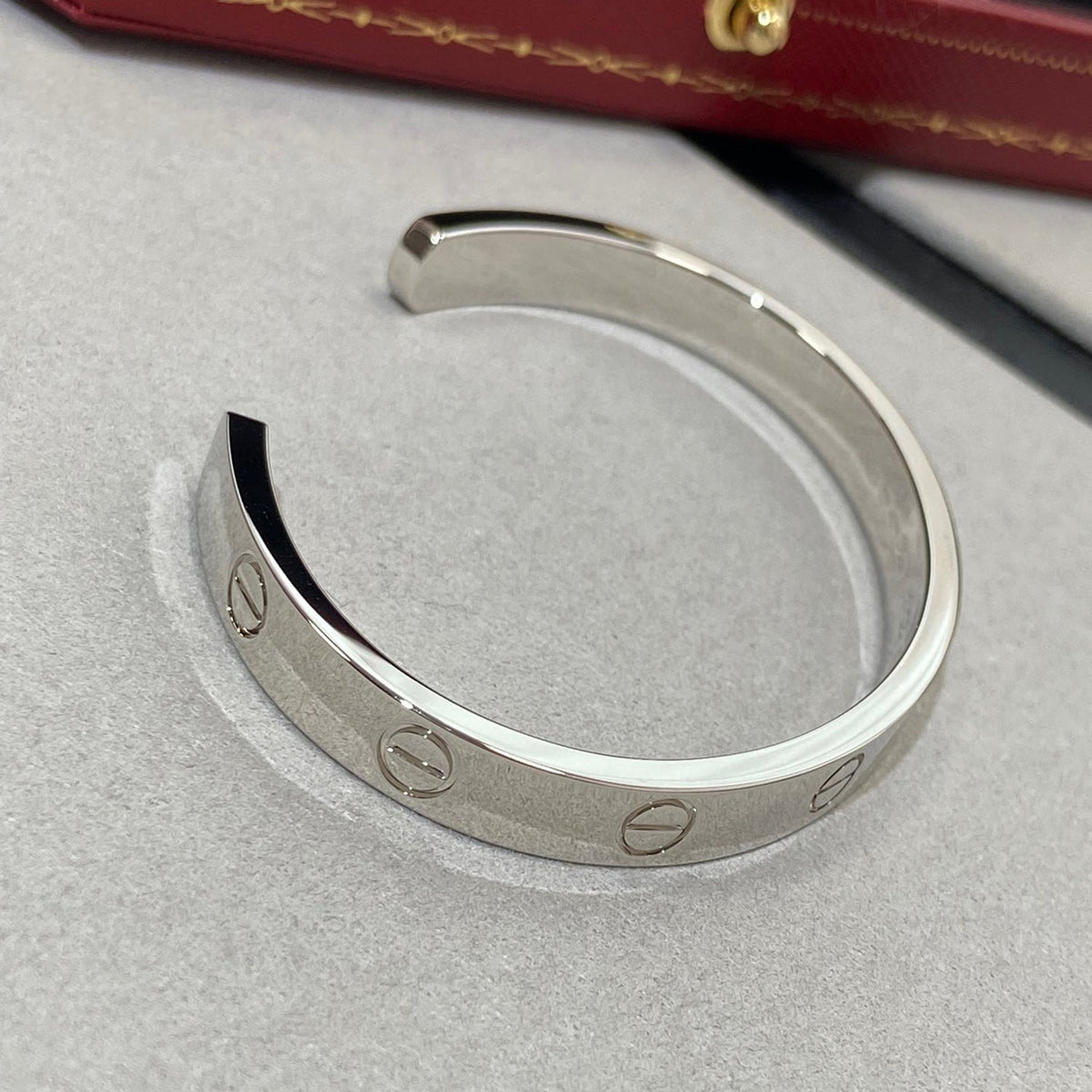 [sparkle Jewelery]LOVE BRACELET 6.1MM 1 DIAMOND OPEN CUFF