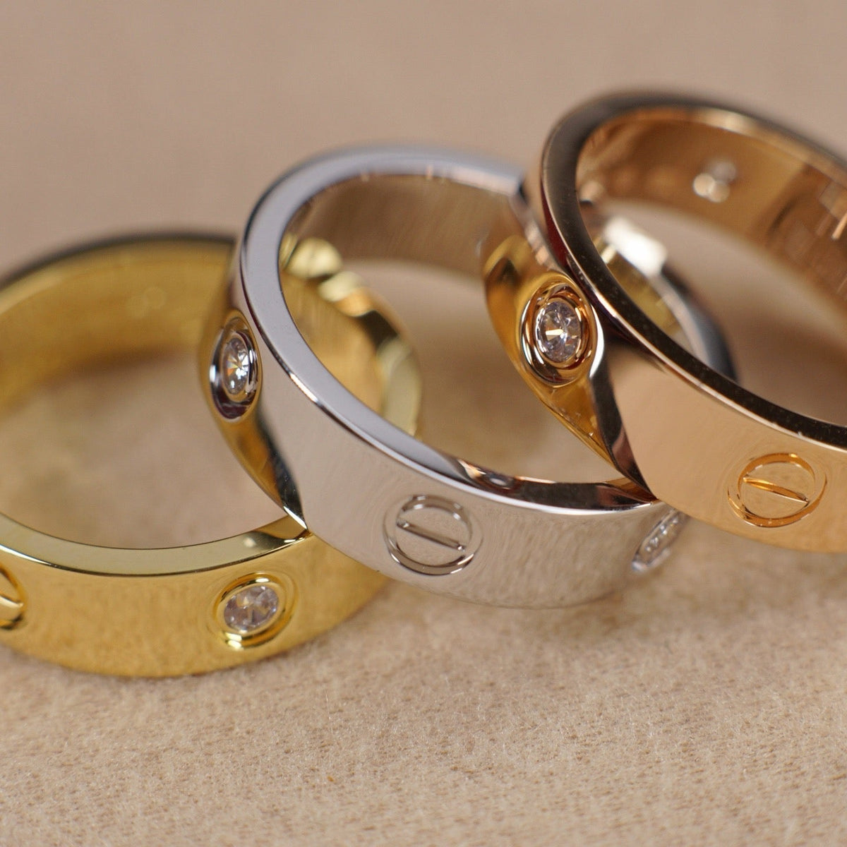 [sparkle Jewelery]LOVE 5.5MM 3 DIAMOND RING