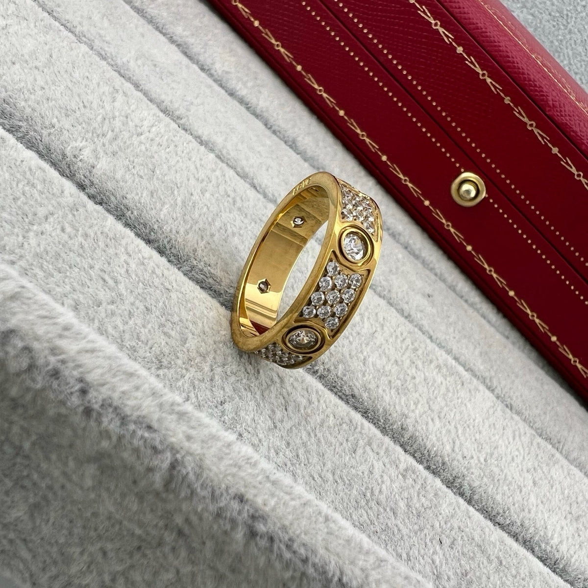 [sparkle Jewelery]LOVE 5.5MM FULL-PAVE 6-DIAMOND RING