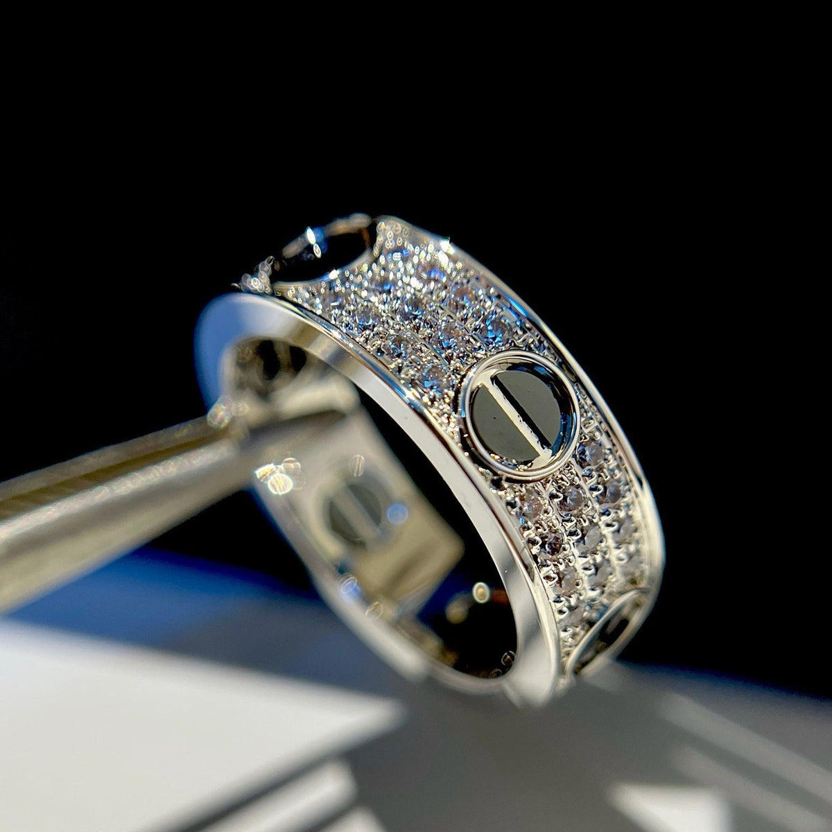 [sparkle Jewelery]LOVE RING 5.5MM DIAMONDS PAVED CERAMIC