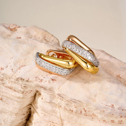[sparkle Jewelery]TRINITY HALF DIAMOND  CUSHION EARRINGS