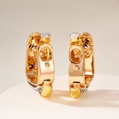 [sparkle Jewelery]TRINITY HALF DIAMOND  CUSHION EARRINGS