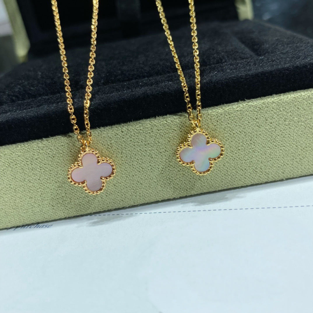 [sparkle Jewelry ]CLOVER 15MM PINK MOTHER-OF-PEARL SINGLE FLOWER NECKLACE