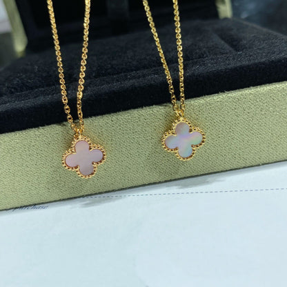 [sparkle Jewelry ]CLOVER 9.5MM PINK MOTHER OF PEARL SINGLE FLOWER NECKLACE