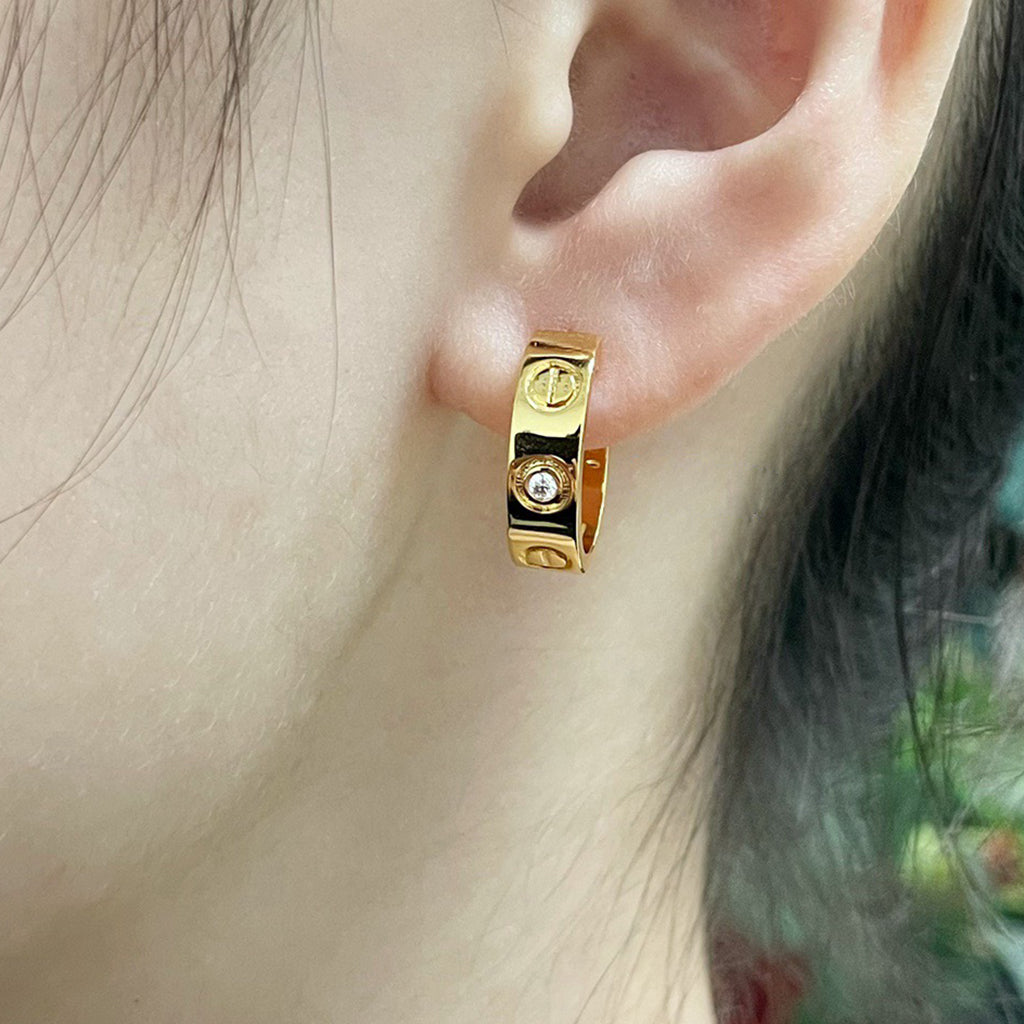 [sparkle Jewelery]LOVE EARRINGS 5.7MM 2 DIAMONDS