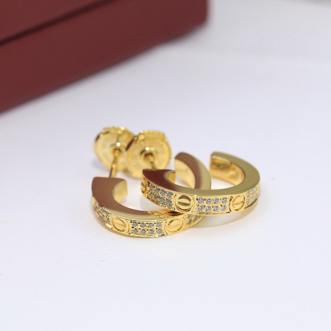 [sparkle Jewelery]LOVE 5.5MM DIAMOND PAVED EARRINGS