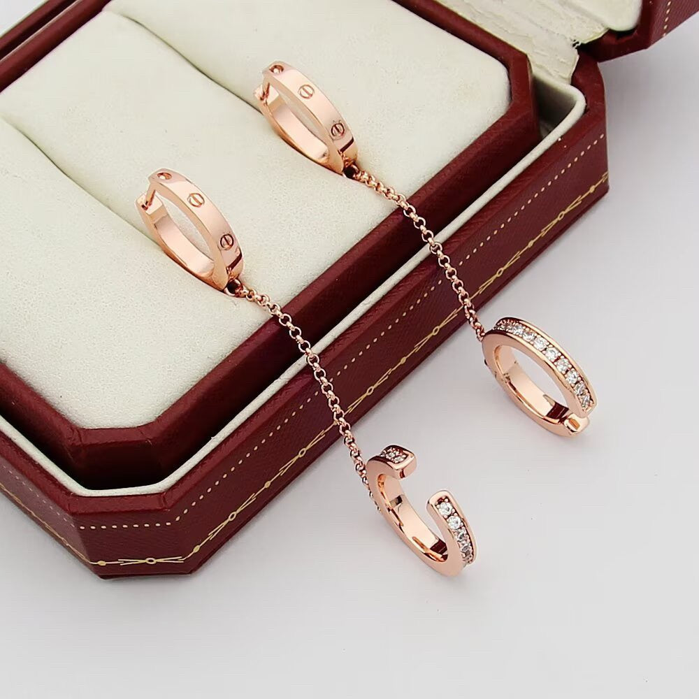 [sparkle Jewelery]LOVE 3.0MM HALF DIAMOND EARRINGS