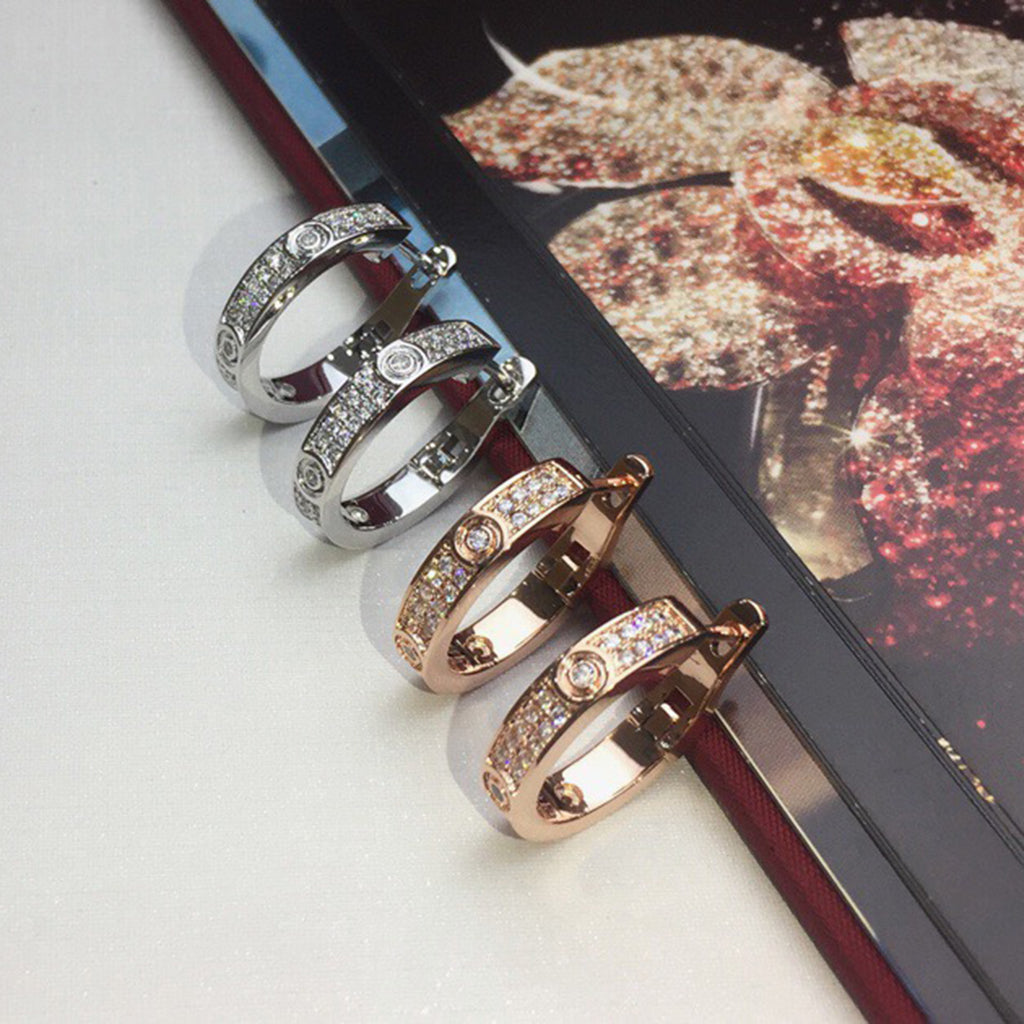 [sparkle Jewelery]LOVE 5.5MM DIAMOND PAVED EARRINGS