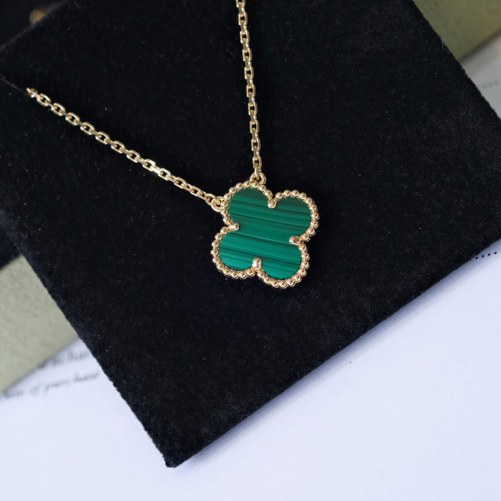 [sparkle Jewelry ]CLOVER 15MM MALACHITE SINGLE FLOWER  NECKLACE