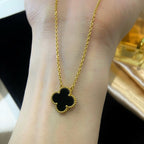 [sparkle Jewelry ]CLOVER 15MM BLACK ONYX SINGLE FLOWER NECKLACE