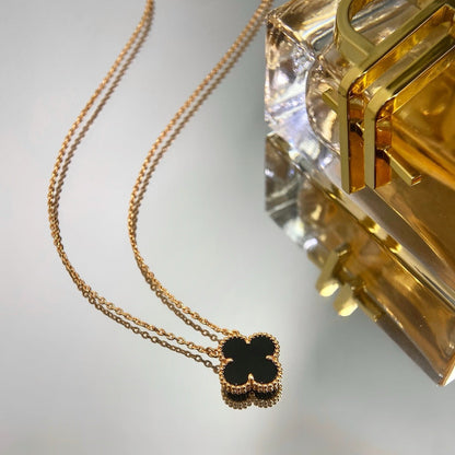 [sparkle Jewelry ]CLOVER 15MM BLACK ONYX SINGLE FLOWER NECKLACE