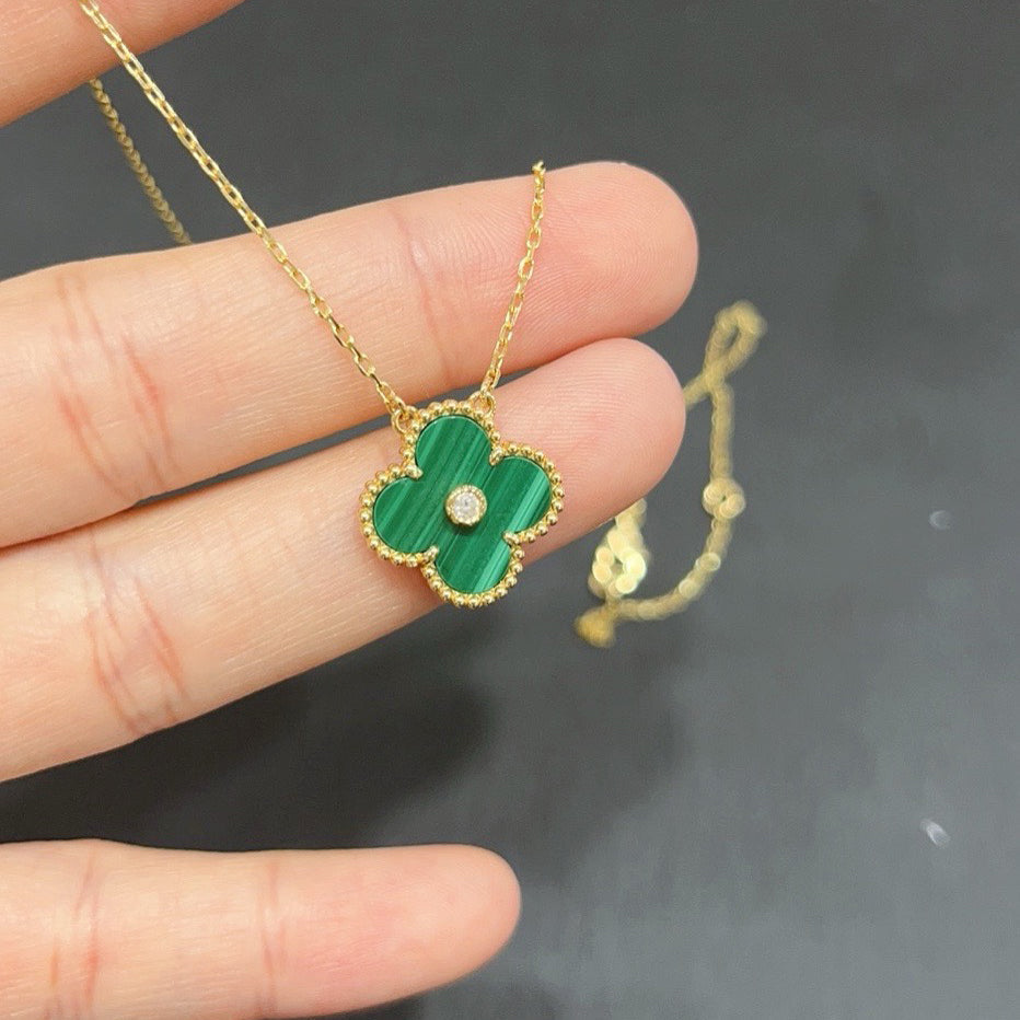 [sparkle Jewelry ]CLOVER 15MM DIAMOND TURQUOISE NECKLACE