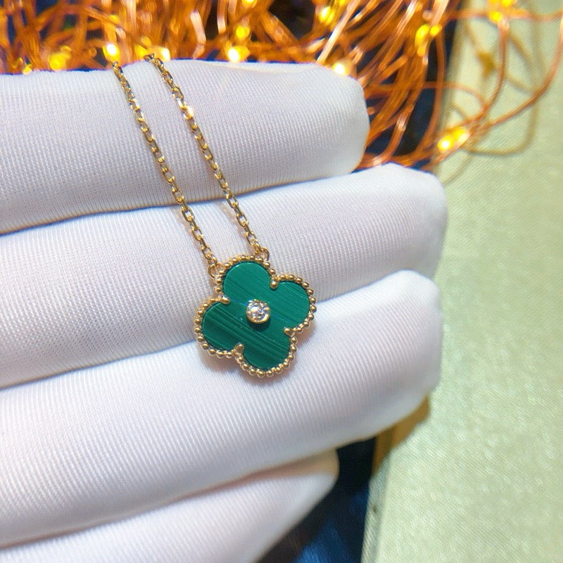 [sparkle Jewelry ]CLOVER 15MM DIAMOND TURQUOISE NECKLACE