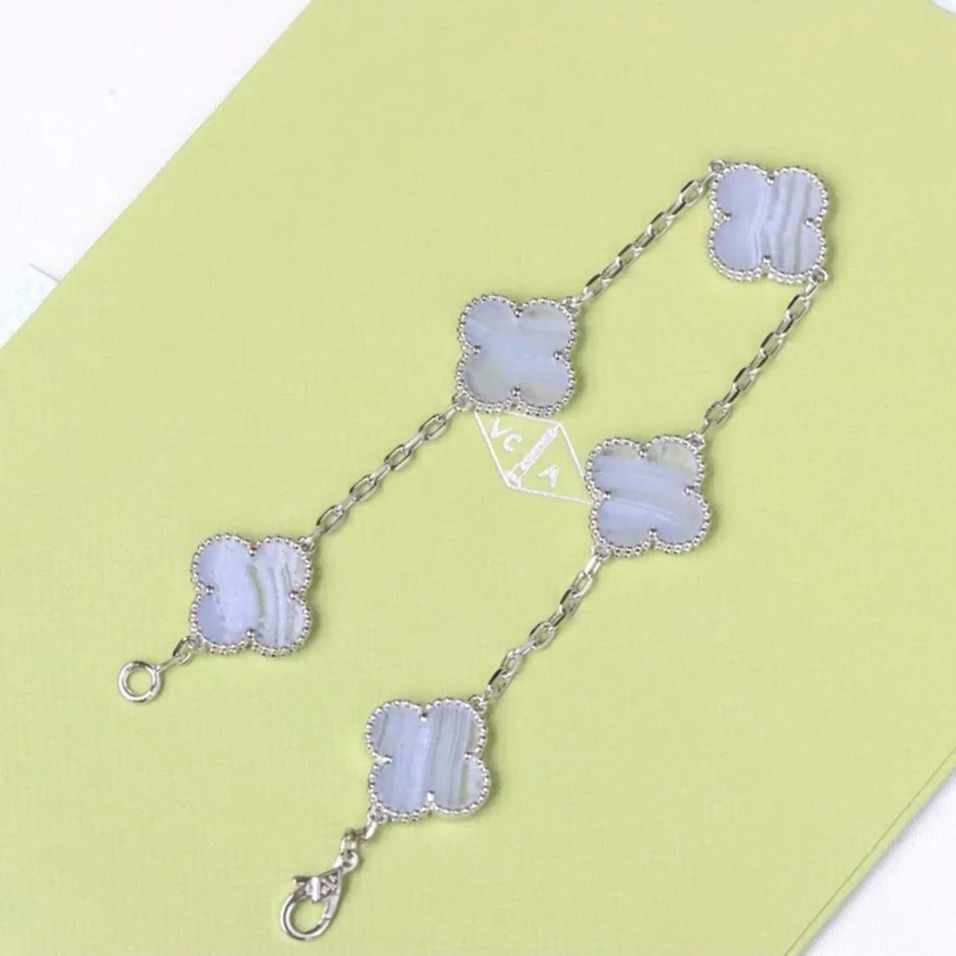 [Sparkle]LUCKY CLOVER 5-MOTIF-ARMBAND - PURPLE CHALCEDONY KOLLEKTION