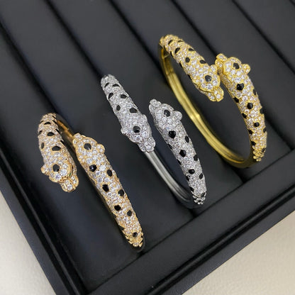 [sparkle Jewelery]PANTHERE DOUBLE HEADED HALF DIAMOND OPEN BRACELET