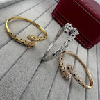 [sparkle Jewelery]PANTHERE DOUBLE HEADED HALF DIAMOND OPEN BRACELET