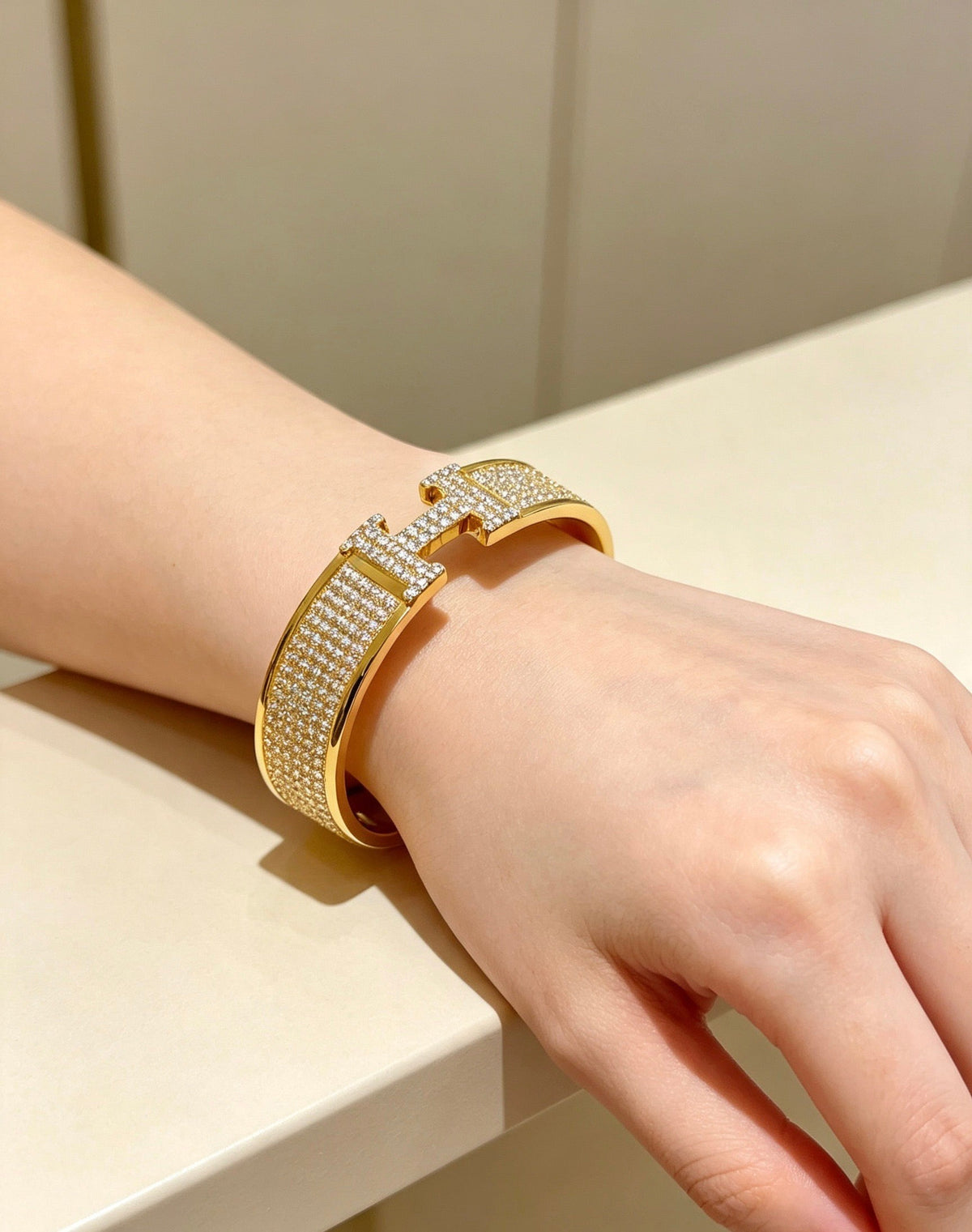 [sparkle Jewellery]H Wide-band diamond bracelet