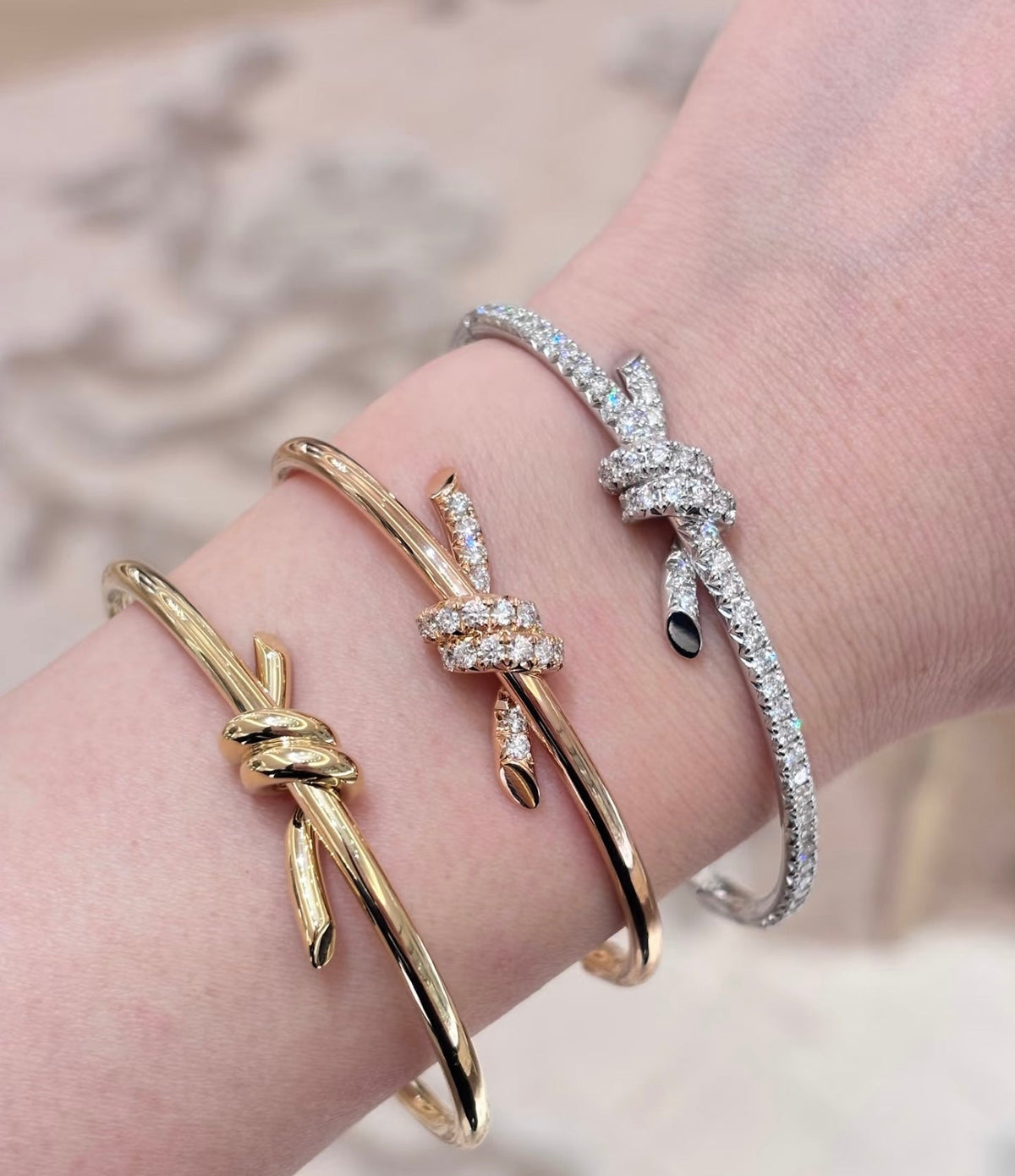 [sparkle Jewellery]TF-Knot 18K Gold Bangle