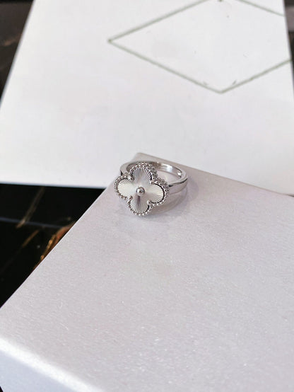 [sparkle Jewelry ]CLOVER SILVER RING