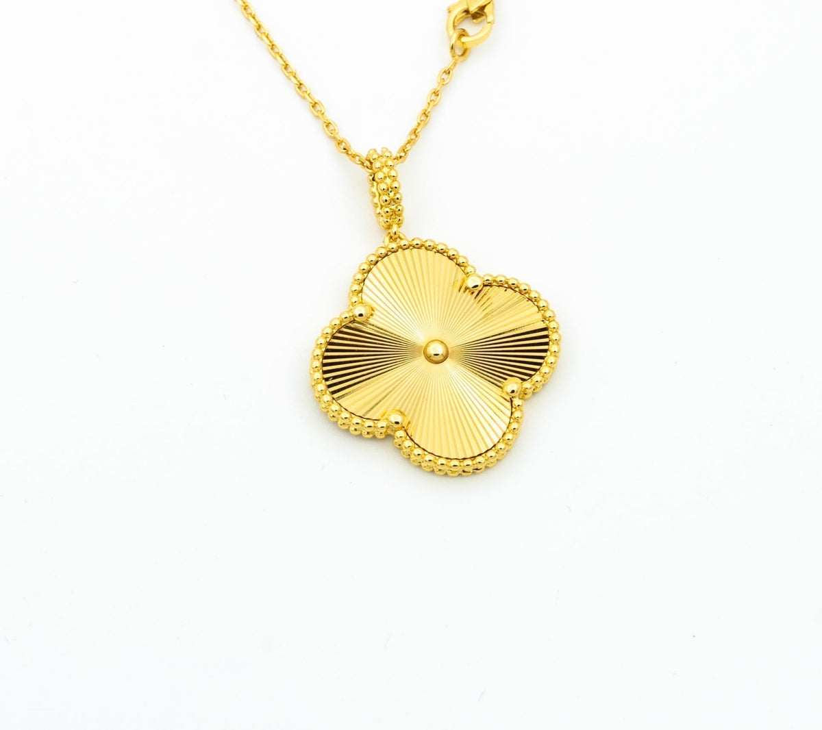 [sparkle Jewelry ]CLOVER 25MM PEDANT NECKLACE GOLD
