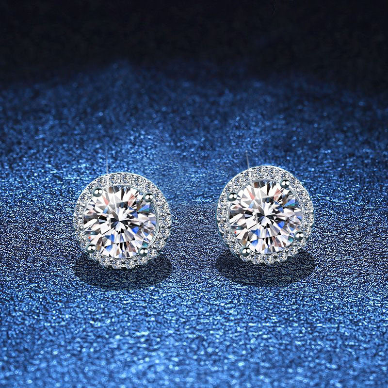 [sparkle]CLASSIC 4-PRONG ROUND MOISSANITE STUD EARRINGS