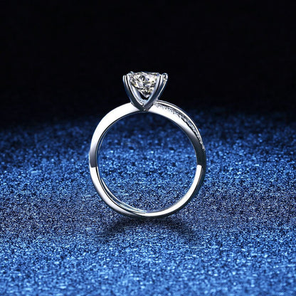 [sparkle]ELEGANT 4-PRONG CROSSOVER MOISSANITE ENGAGEMENT RING