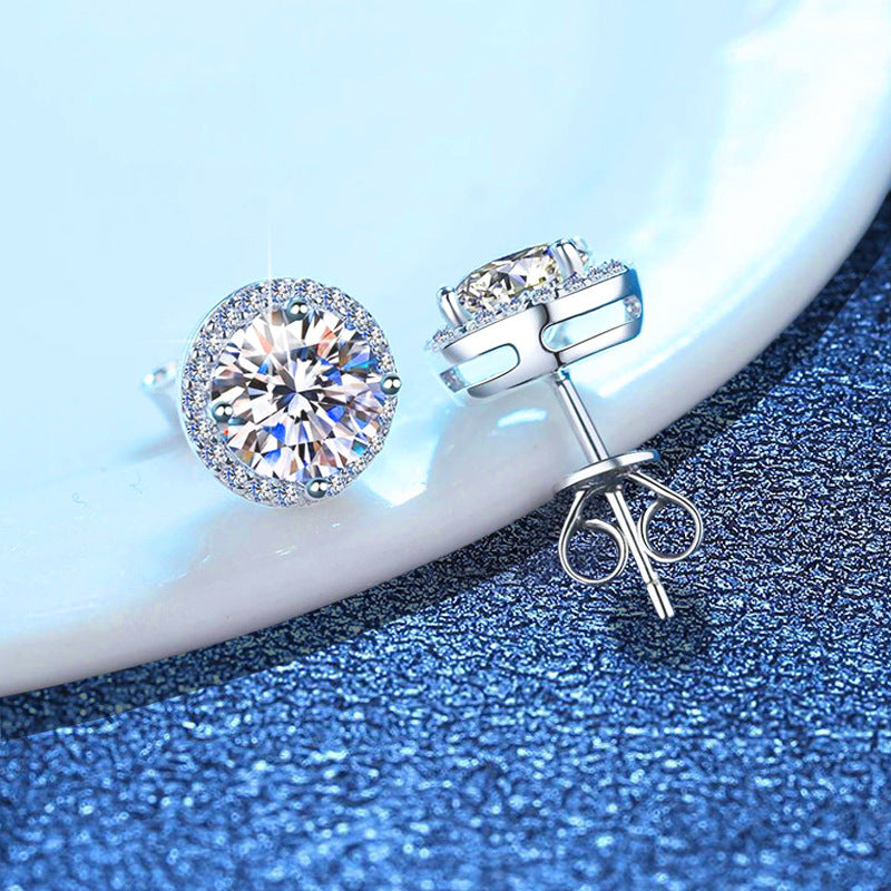 [sparkle]CLASSIC 4-PRONG ROUND MOISSANITE STUD EARRINGS