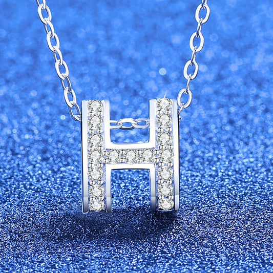 [Sparkle]フルパヴェ "H" モアッサナイトペンダントネックレス