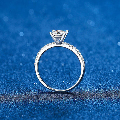 [sparkle]ELEGANT PRINCESS CUT MOISSANITE ENGAGEMENT RING