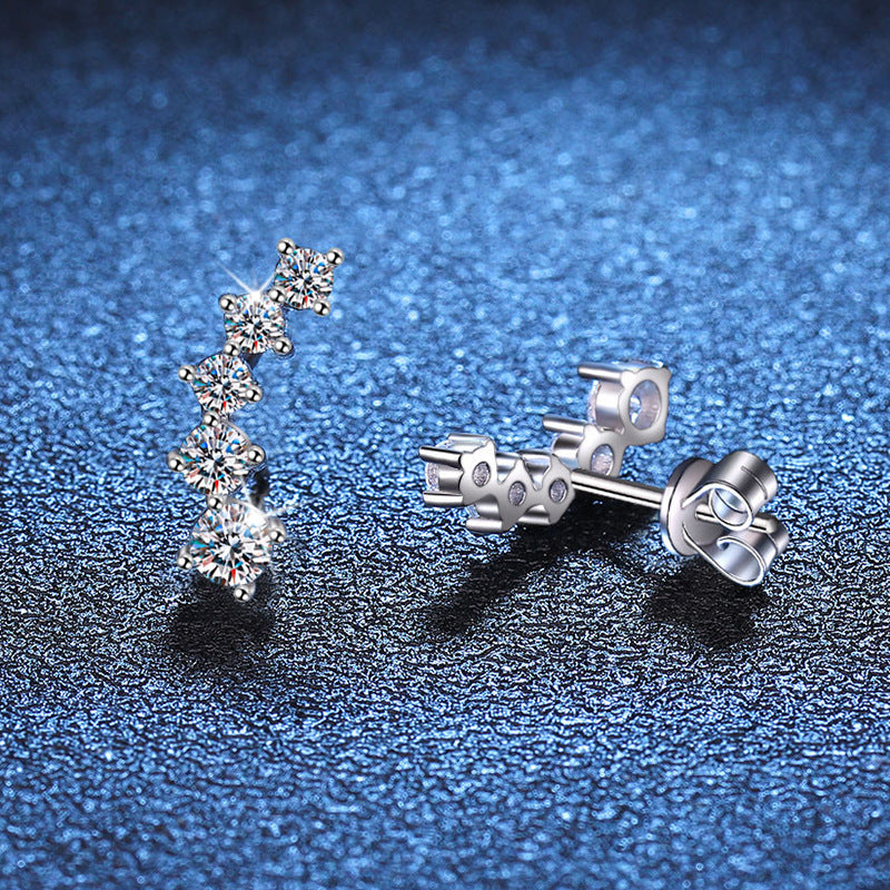 [sparkle]SPARKLING SMILE ARC MOISSANITE STUD EARRINGS