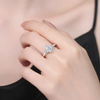 [sparkle]ELEGANT MARQUISE CUT MOISSANITE RING WITH SIDE ACCENTS
