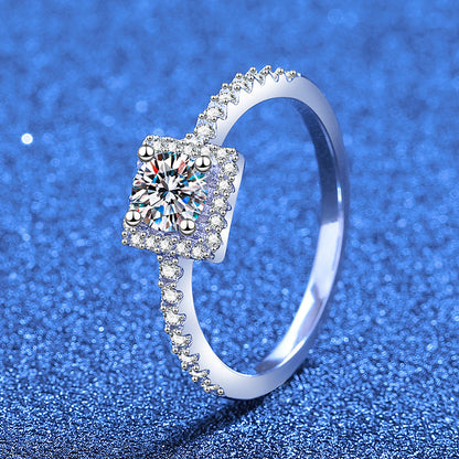 [sparkle]DAINTY SUGAR-CUBE MOISSANITE RING