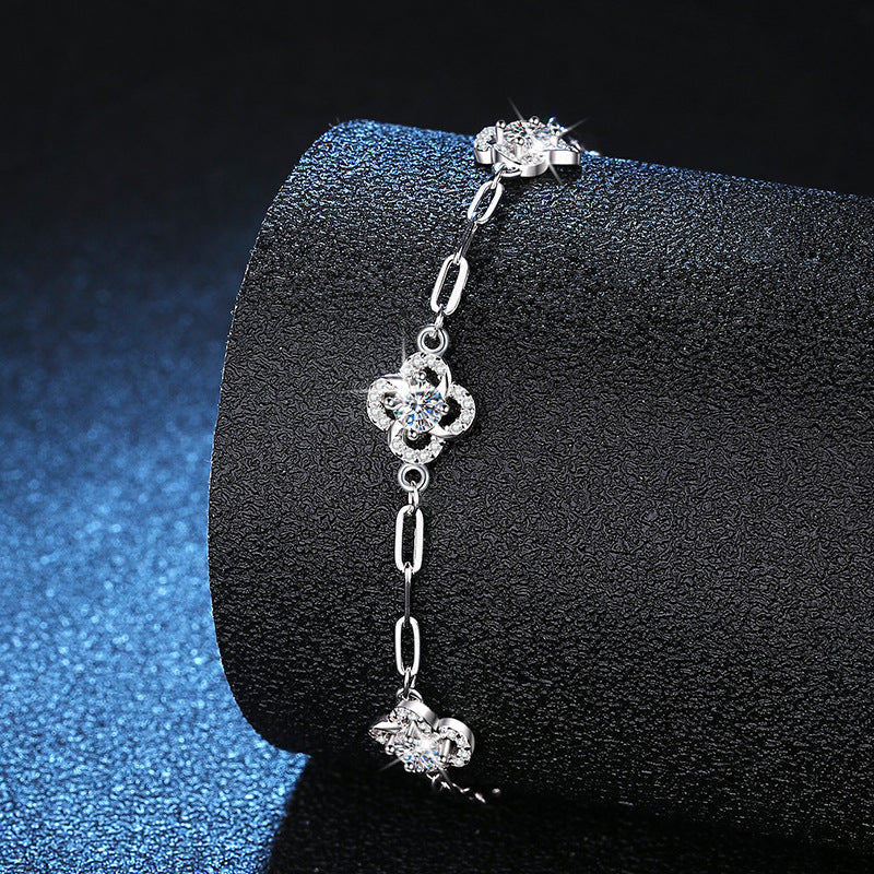[Sparkle]TRIPLE-CLOVER MOISSANITE BRACELET