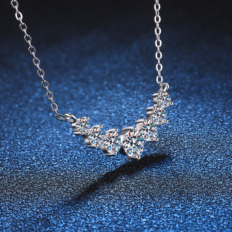 [Sparkle]MINIMALIST CURVED SMILE MOISSANITE NECKLACE