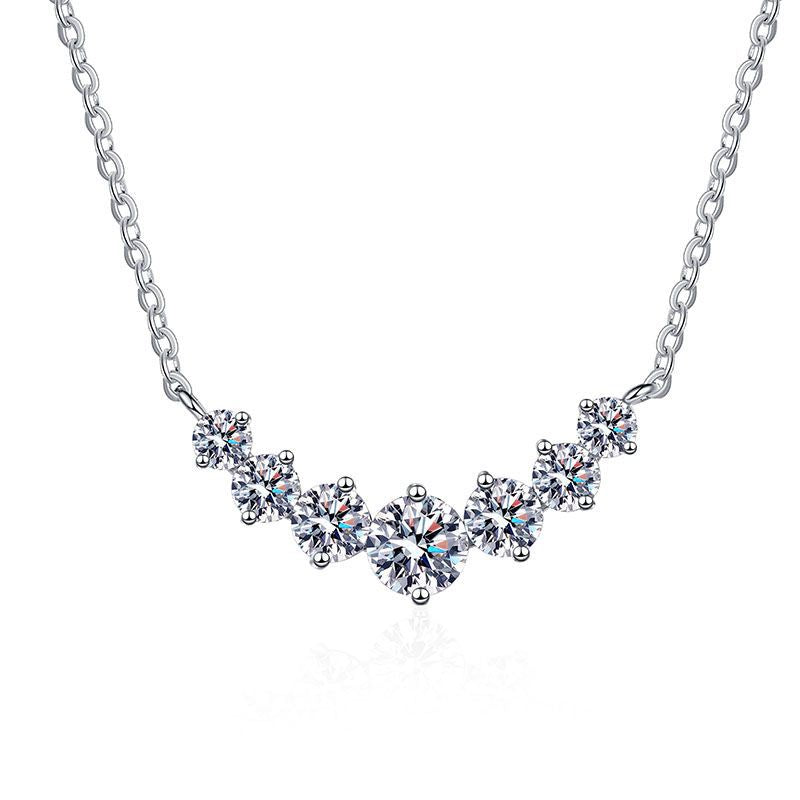 [Sparkle]MINIMALIST CURVED SMILE MOISSANITE NECKLACE