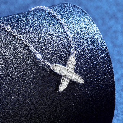 [sparkle]MODERN X-SHAPE PAVÉ MOISSANITE NECKLACE