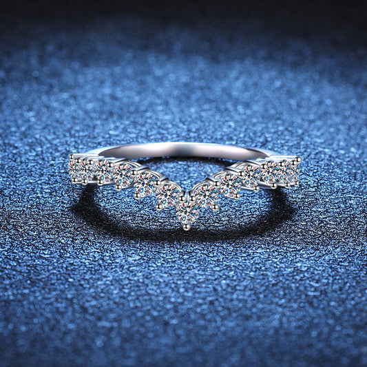 [Sparkle]ELEGANTER V-FÖRMIGER CHEVRON-MOISSANIT-RING