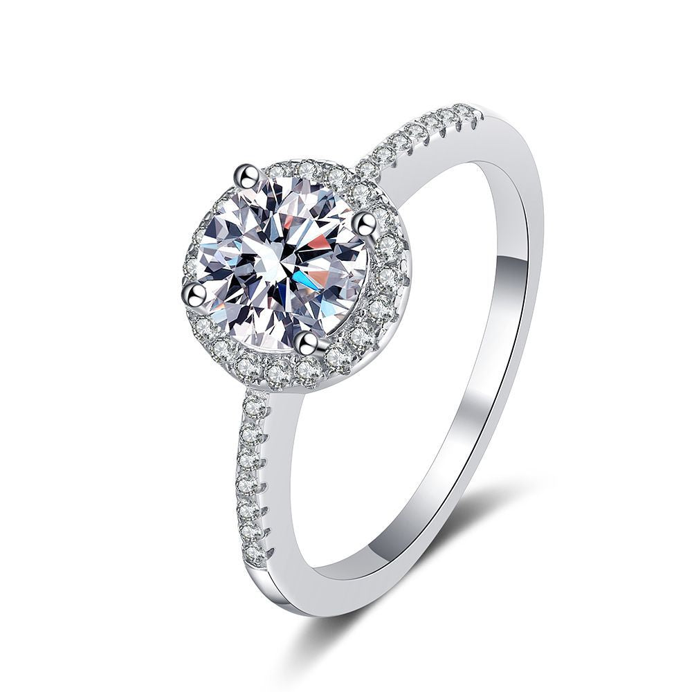 [sparkle]RADIANT ROUND HALO MOISSANITE ENGAGEMENT RING