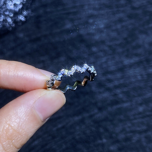 [Sparkle]SCHICKER WELLIGER MOISSANIT-EWIGKEITSRING